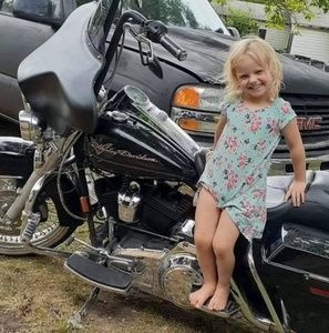 Meet your Posher, Dano